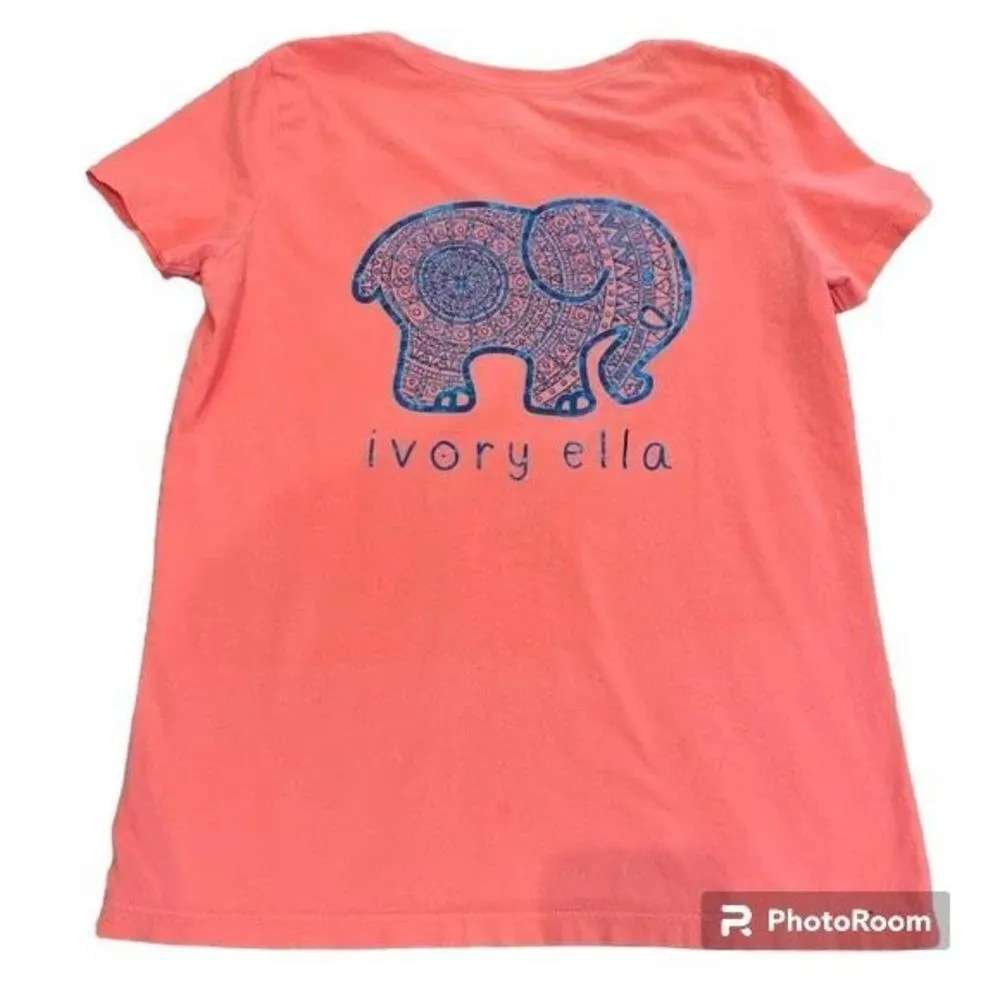 ✨Ivory Ella KOI T-SHIRT✨ - Image 4