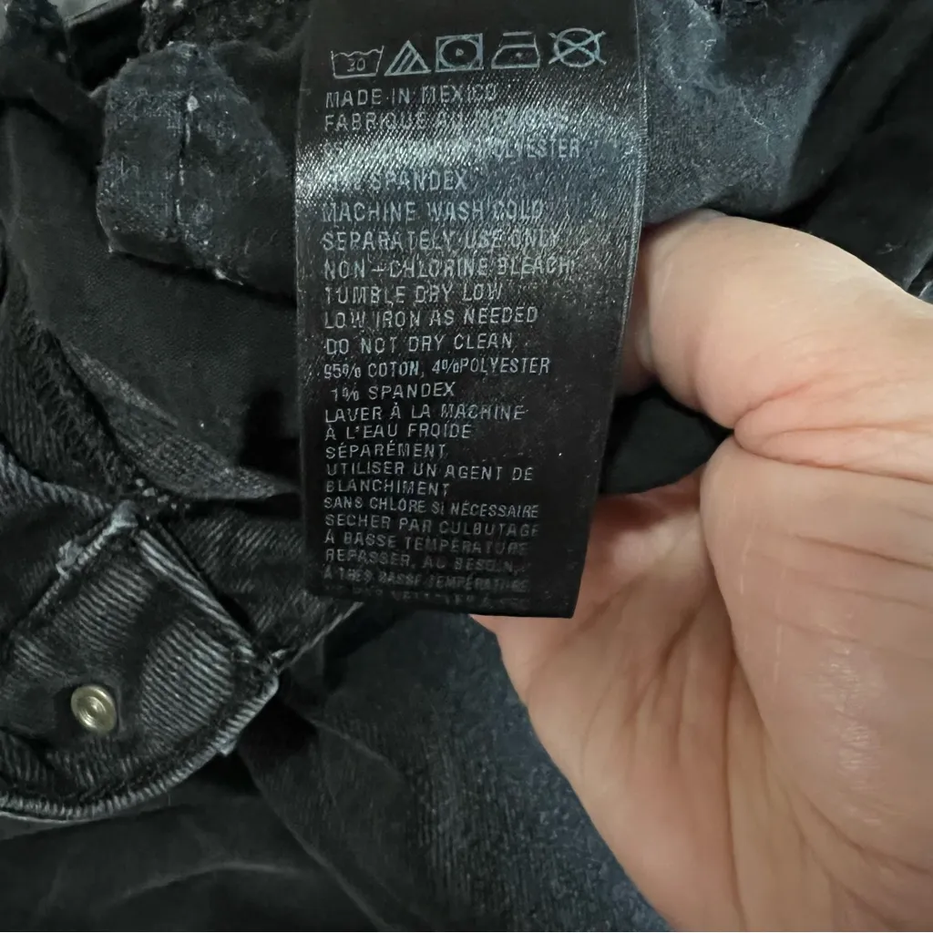 BDG Black Flood Wide-Leg High Rise Raw Hem Crop Denim Jeans - Image 9