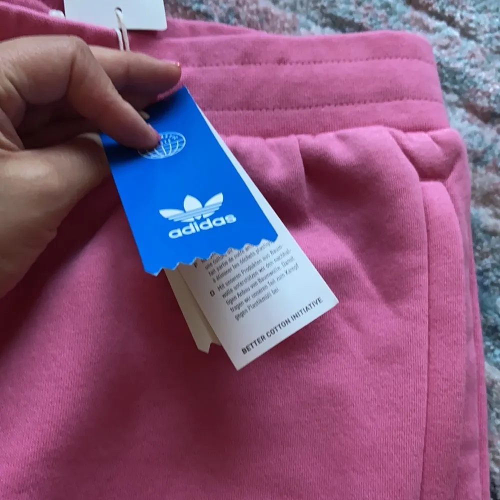 Adidas original jogger. Fit S - Image 11