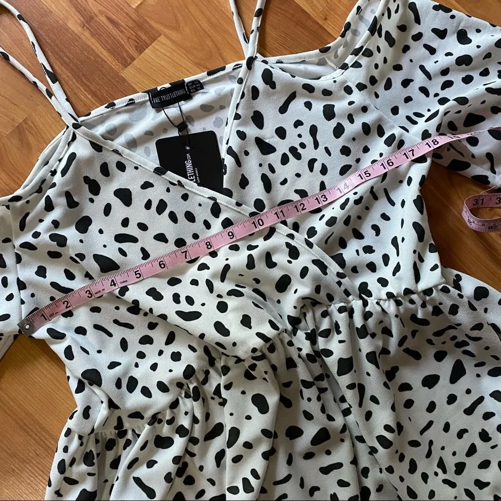 Pretty Little Thing Dalmatian Cold Shoulder Top Size 16 NWT - Image 8