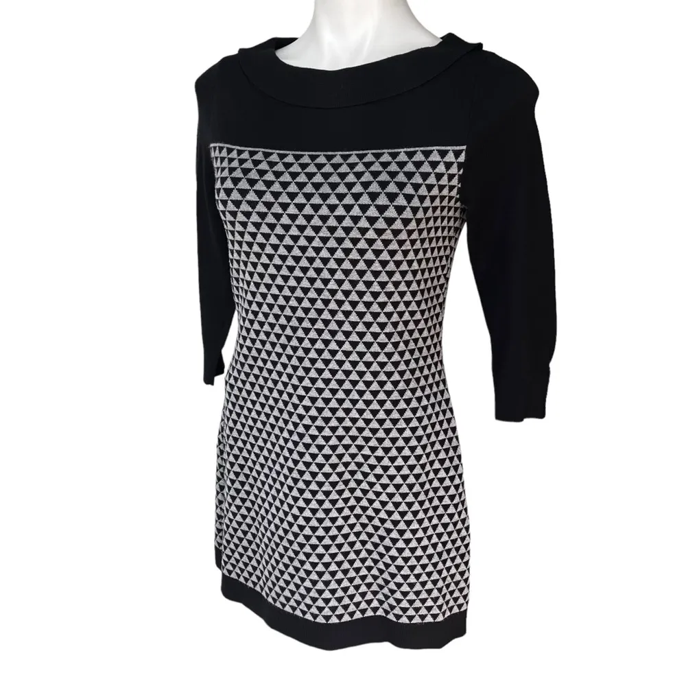 White House Black Market Geometric Knit Black Gray Sweater Mini Dress, Sz M - Image 5