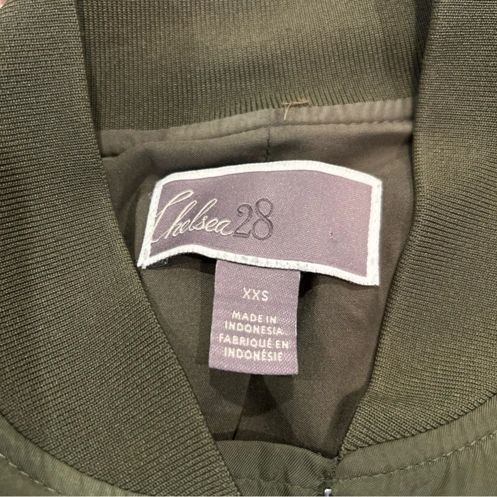 Chelsea28 Olive Green Long Sleeve Vinyl Jacket XXS - Image 7