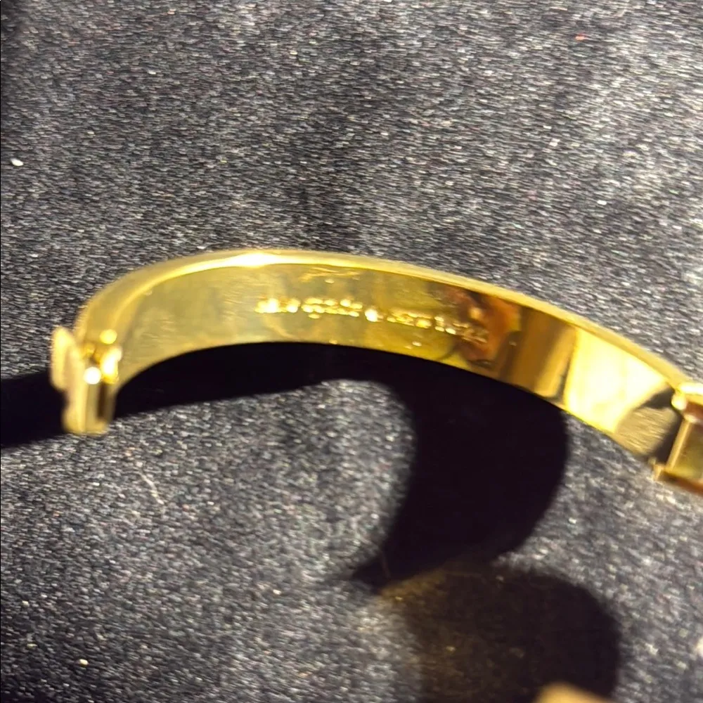 Kate Spade ‘Hole Punch Spade’ Gold and Cream Bracelet - Image 4