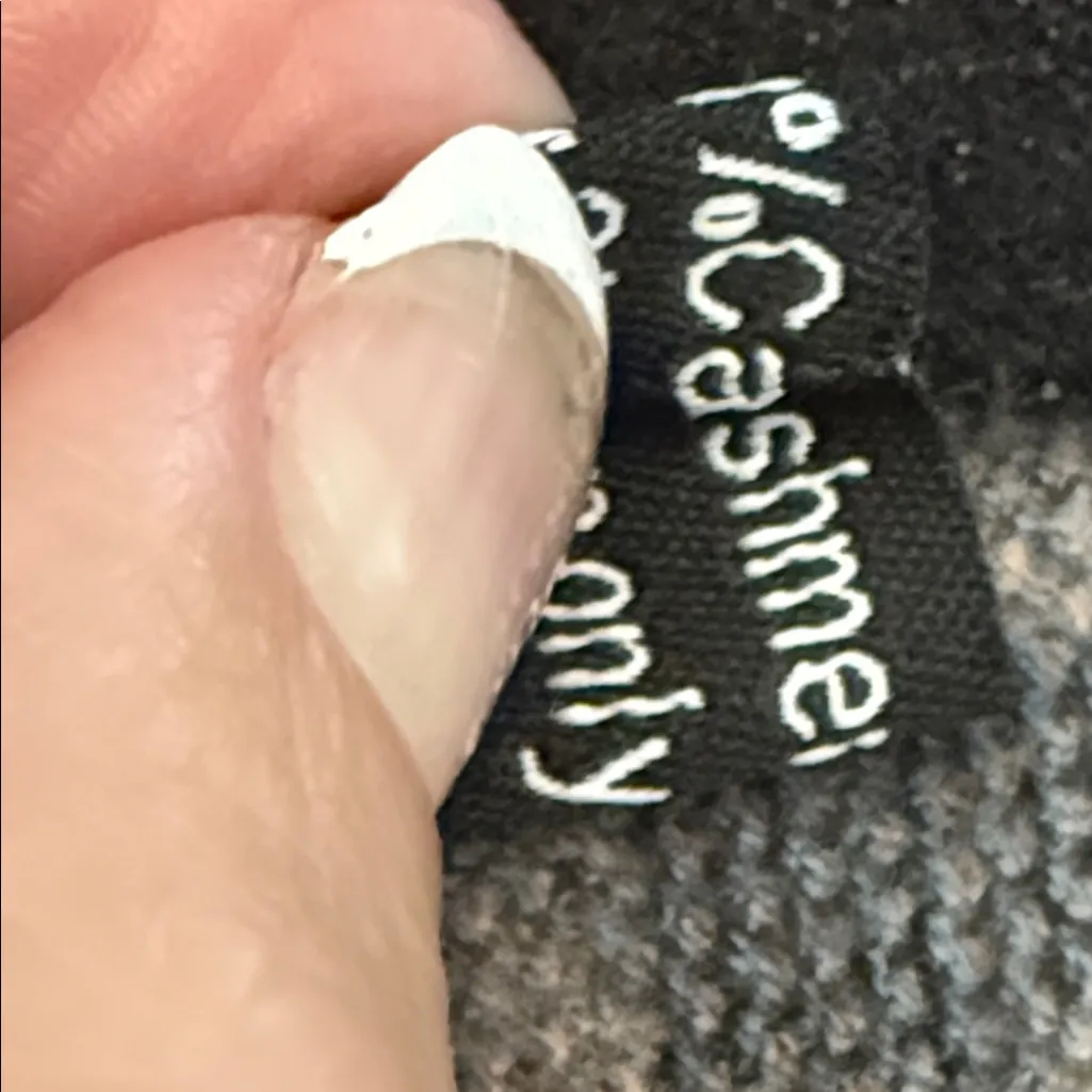 Vintage 100% Cashmere Black Blue Floral Wrap Shawl Cape Size OS - Image 7