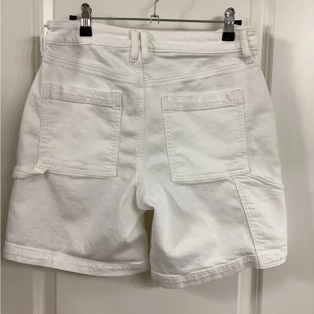 American Eagle Outfitters White Cargo Shorts 8” Inseam - Image 2