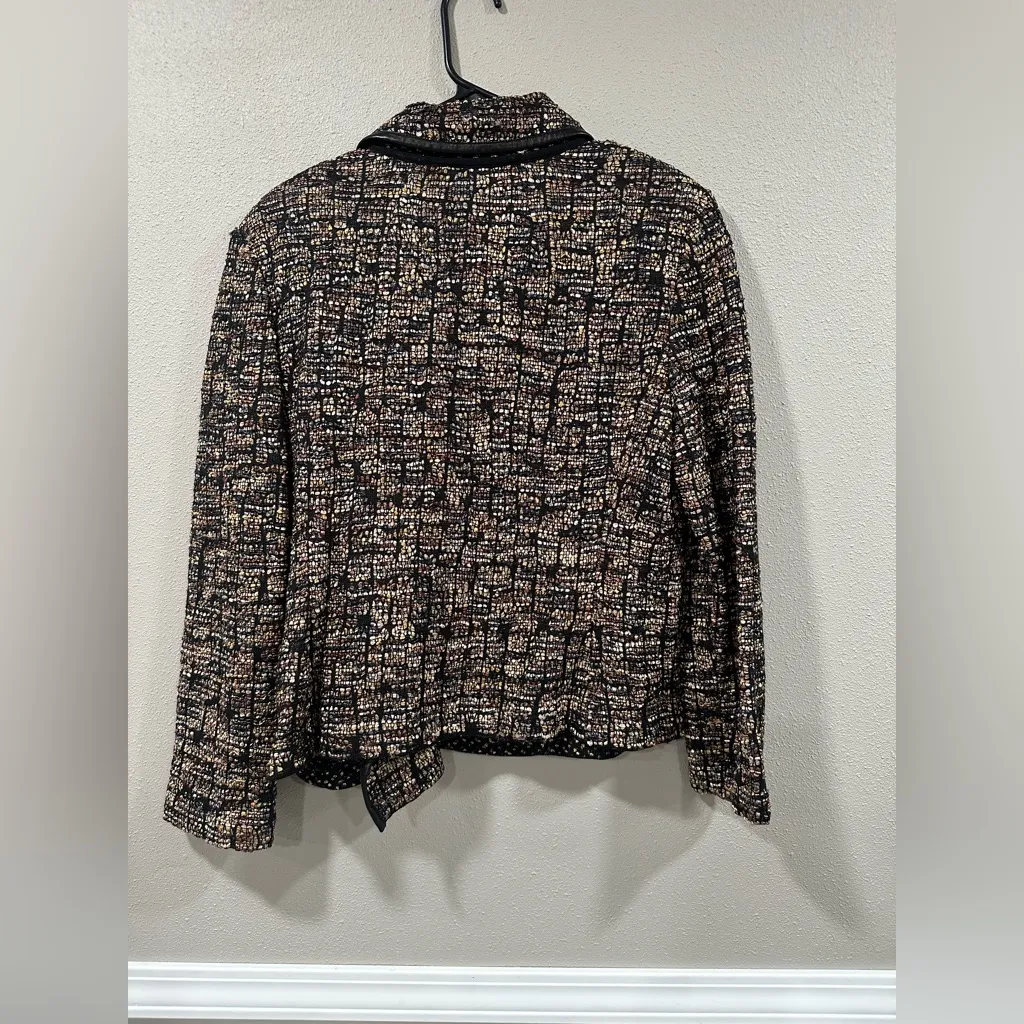 St. John Tweed Pattern Blazer - Image 9