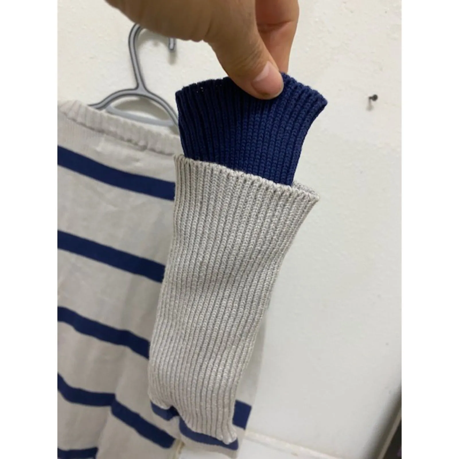 Love Lola Sweater NWT Lg. - Image 5