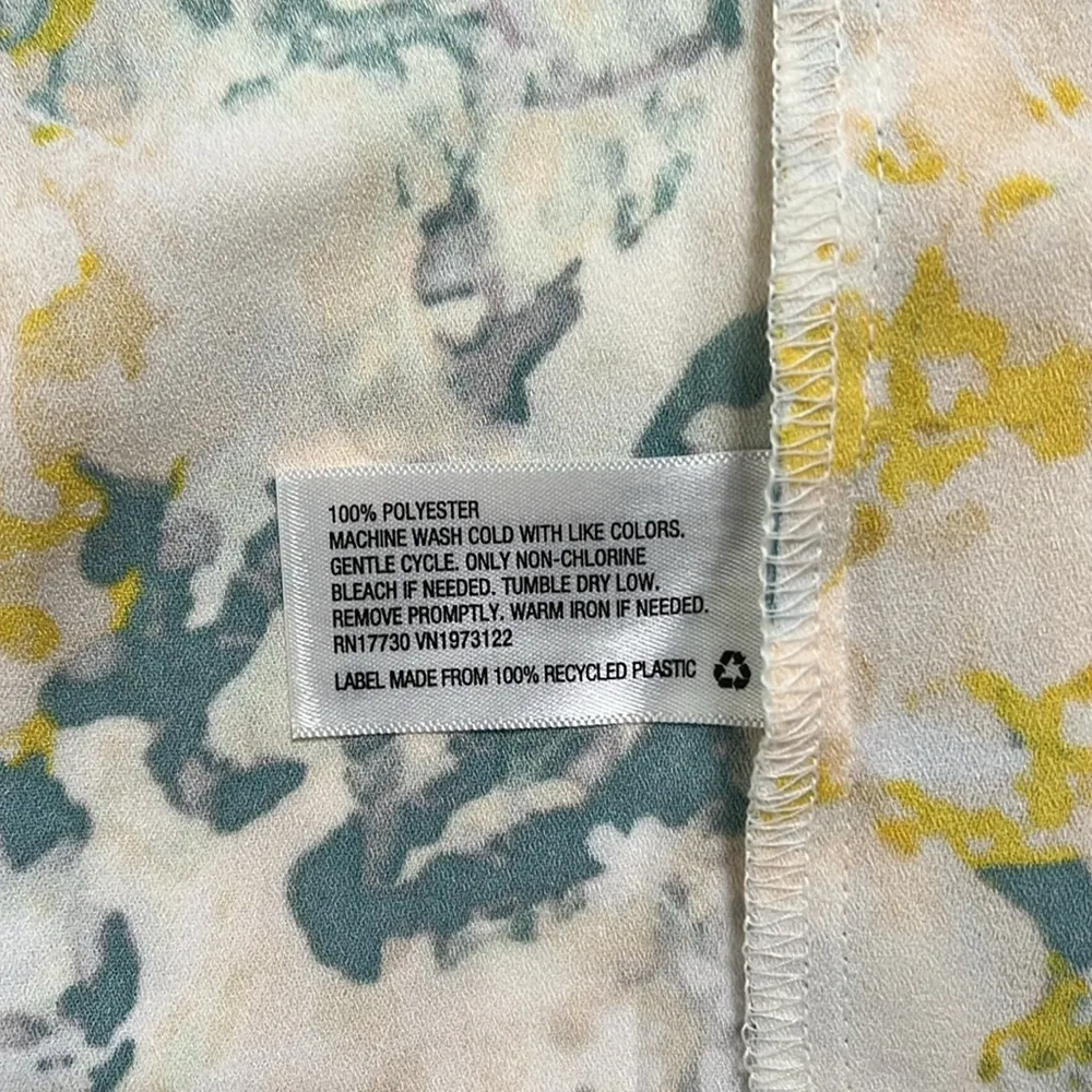 A New Day Dress Sz S Floral Print Short Sleeves V-Neck Shift Closet Staple - Image 10