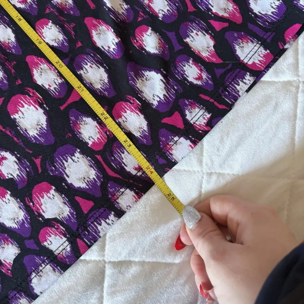 Womens Size Medium Purple Short Sleeve Blouse Peasant Officecore Corporate Goth - Image 5