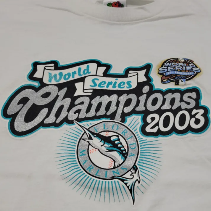 Vintage  Shirt Size Small Florida Marlins 2003 World Series Champions Unisex T-shirt - Image 4