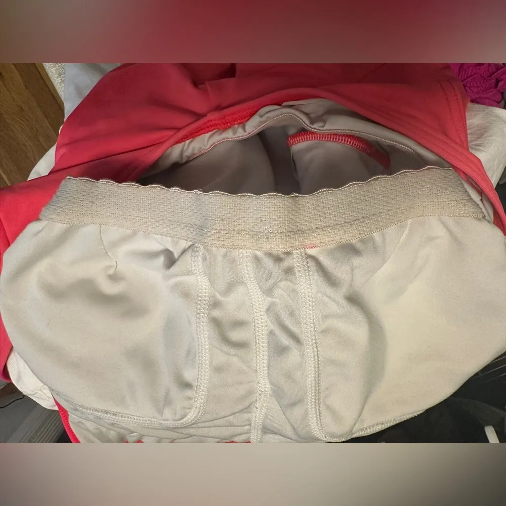 Lands End 1 Piece Swim Bathing Suit Low Leg Built in Bra Lining Size 10 Coral - Image 3