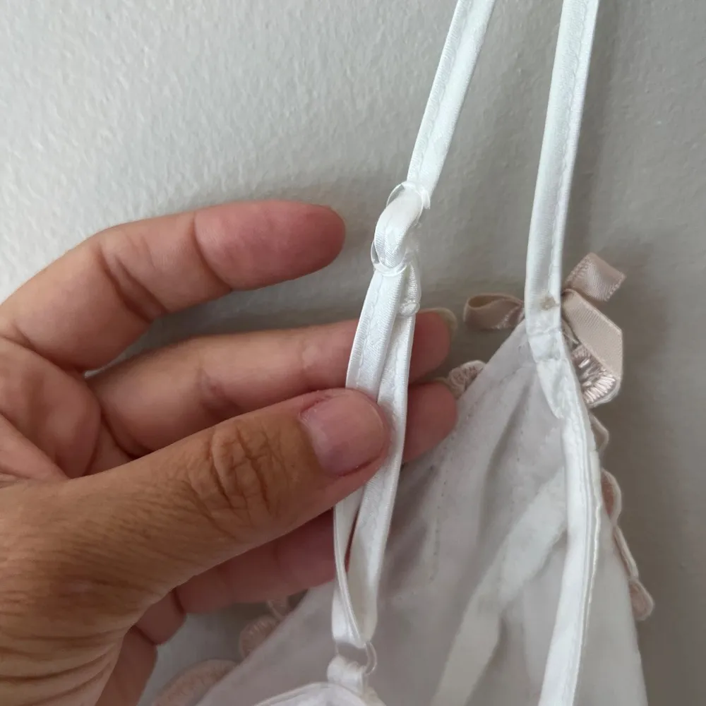 Linea Donatella Sz M Satin Babydoll Shiny Lace Night Gown V Neck Straps - Image 4