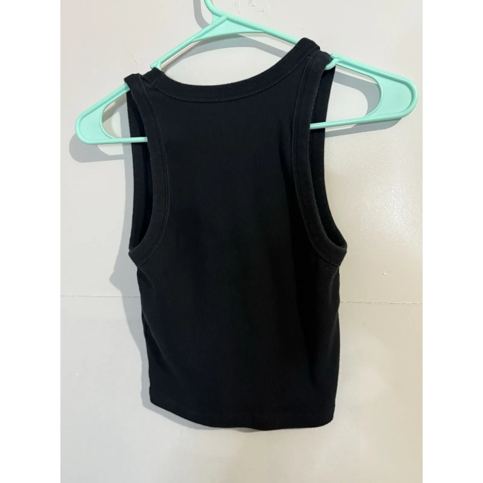 Abercrombie & Fitch A & F Essentials Black Cropped Robbed Tank Size S - Image 4