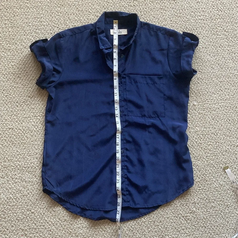 Lola Navy Blue Button Down Short Sleeve Shirt Size Small Preppy Casual EUC - Image 4