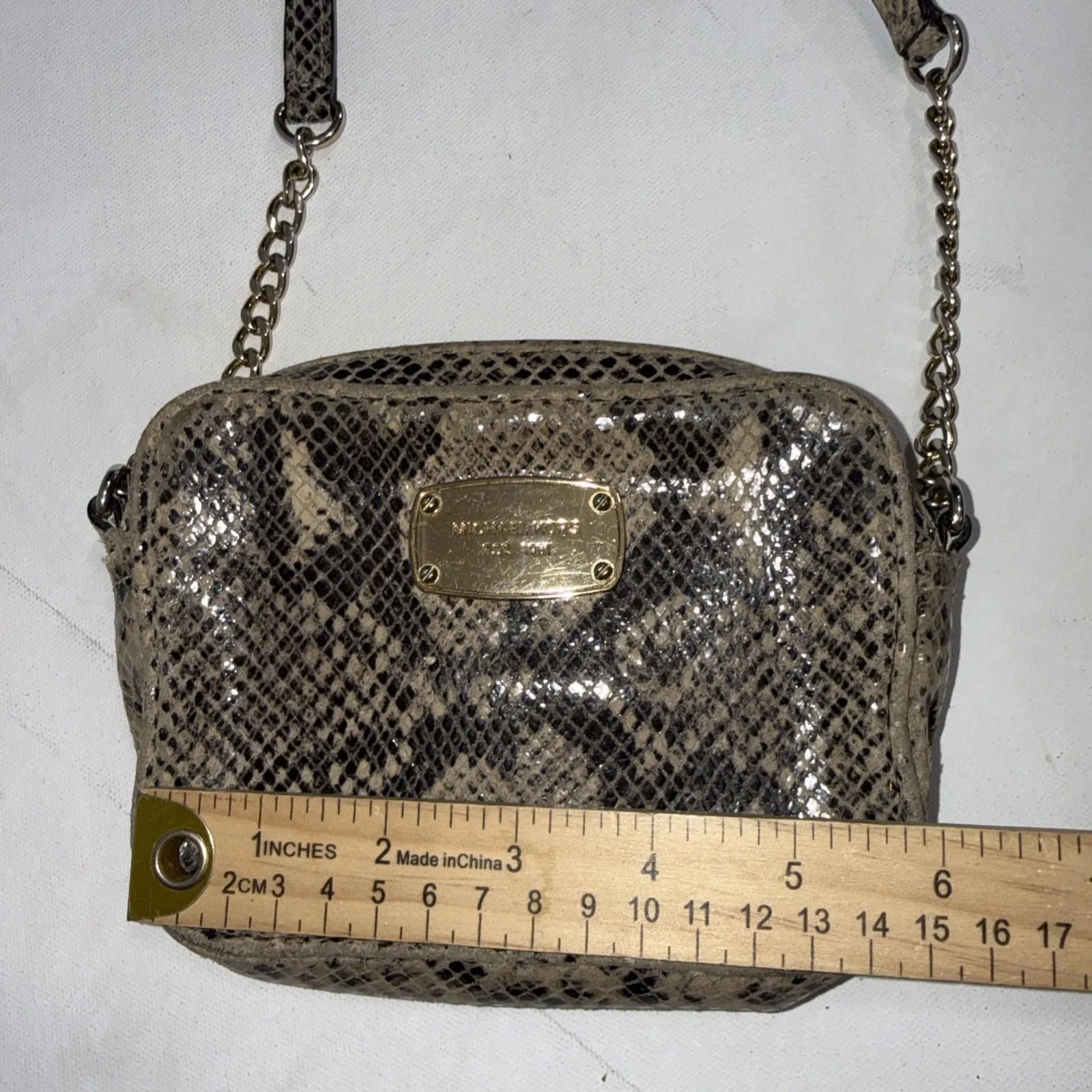 Michael Kors Snakeskin Handbag/Cross body Purse Good Condition. - Image 4