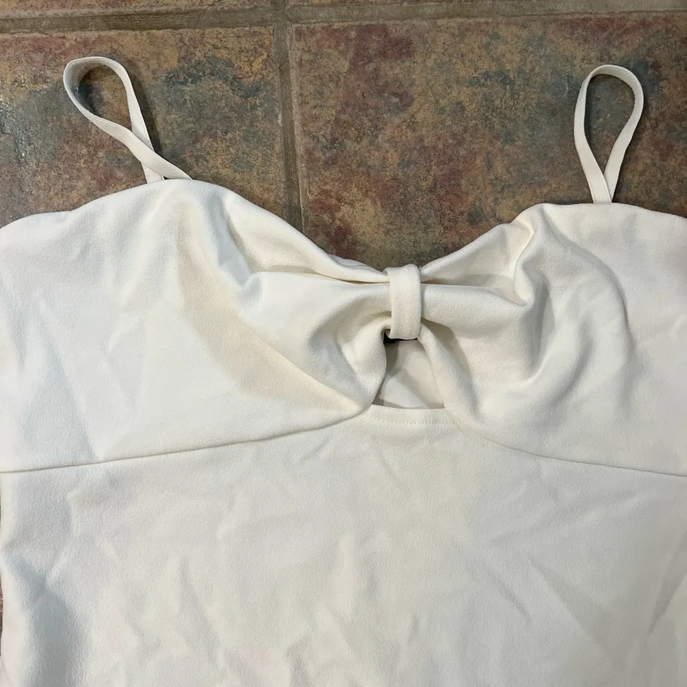 express women’s cream cut-out body suit - Image 2