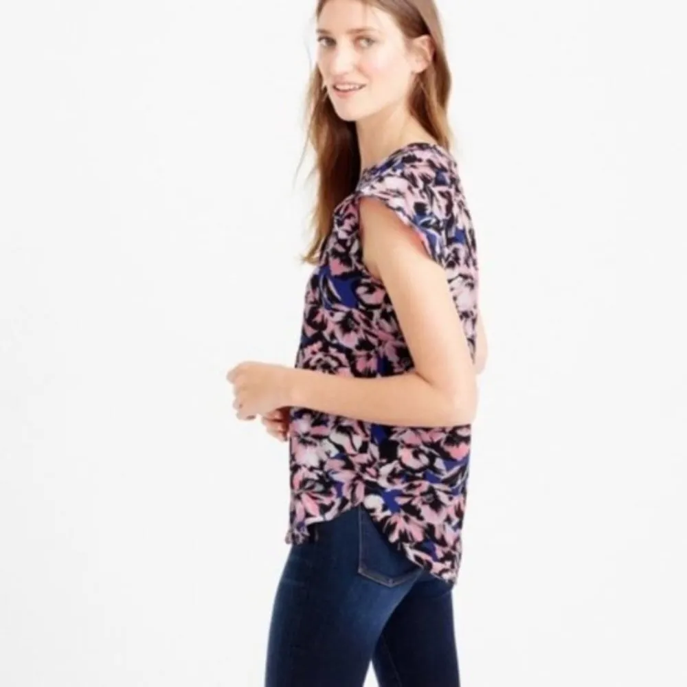 J. Crew Flutter Sleeve Hibiscus Floral Short Sleeve Blouse 00 - Image 2