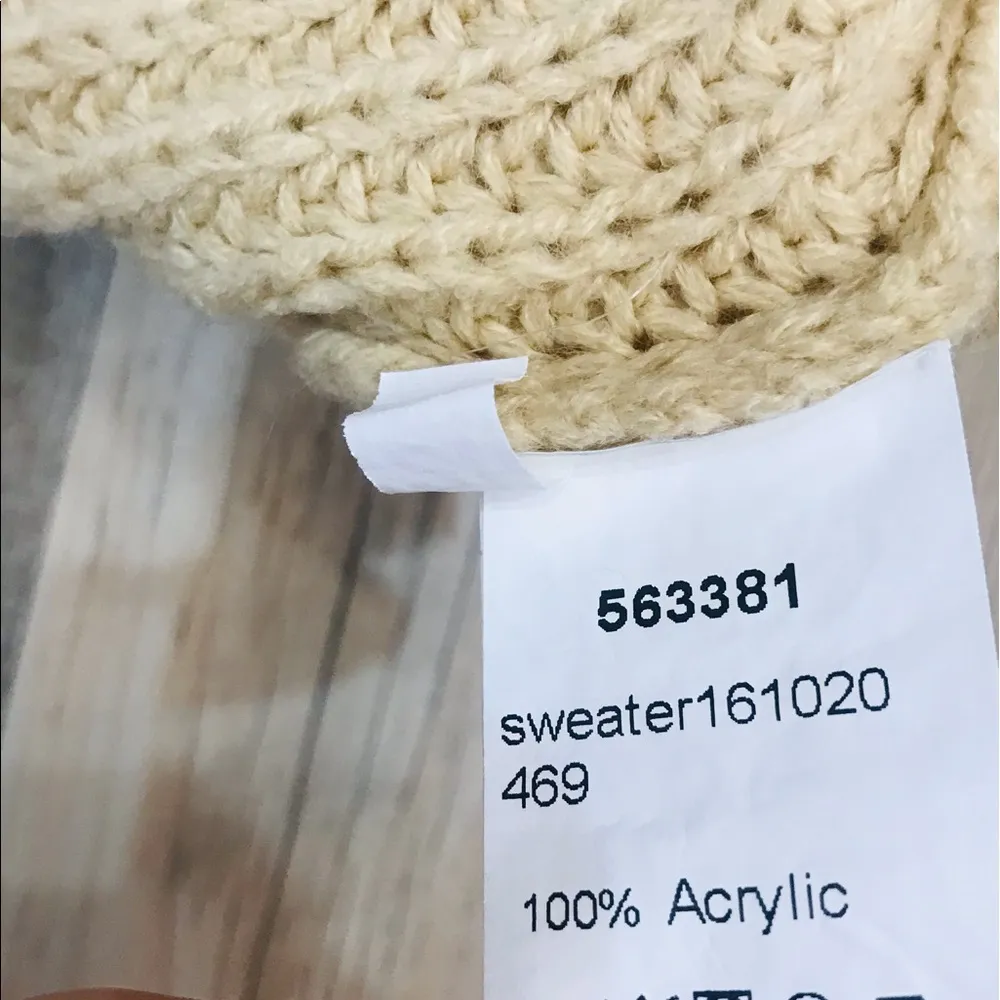 Boutique Oversized tan Hole Sweater sz Small - Image 61