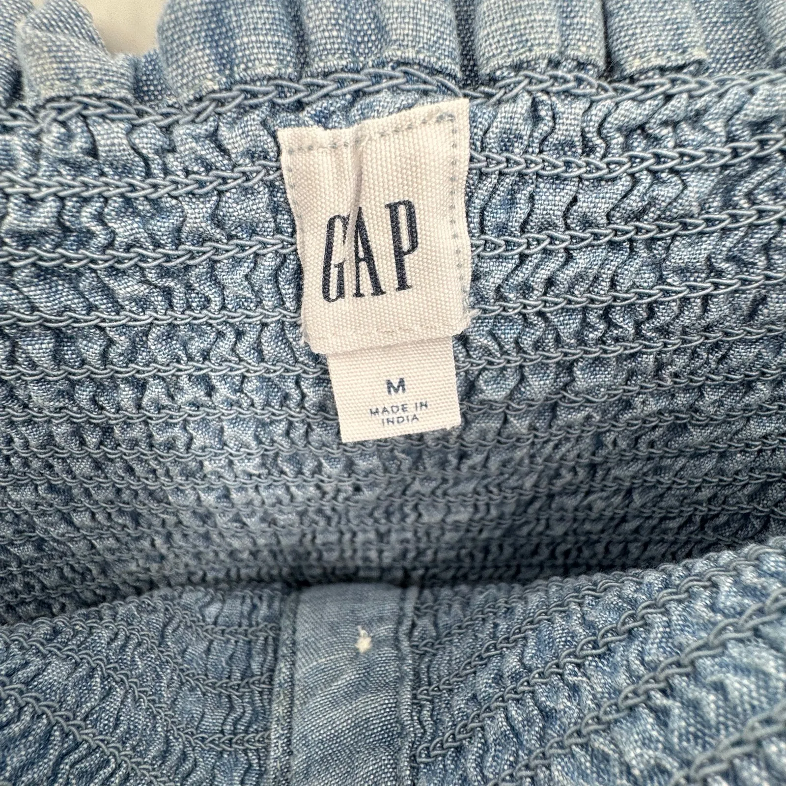 Gap dress size M sleeveless smocked chambray spaghetti strap button front cami - Image 7