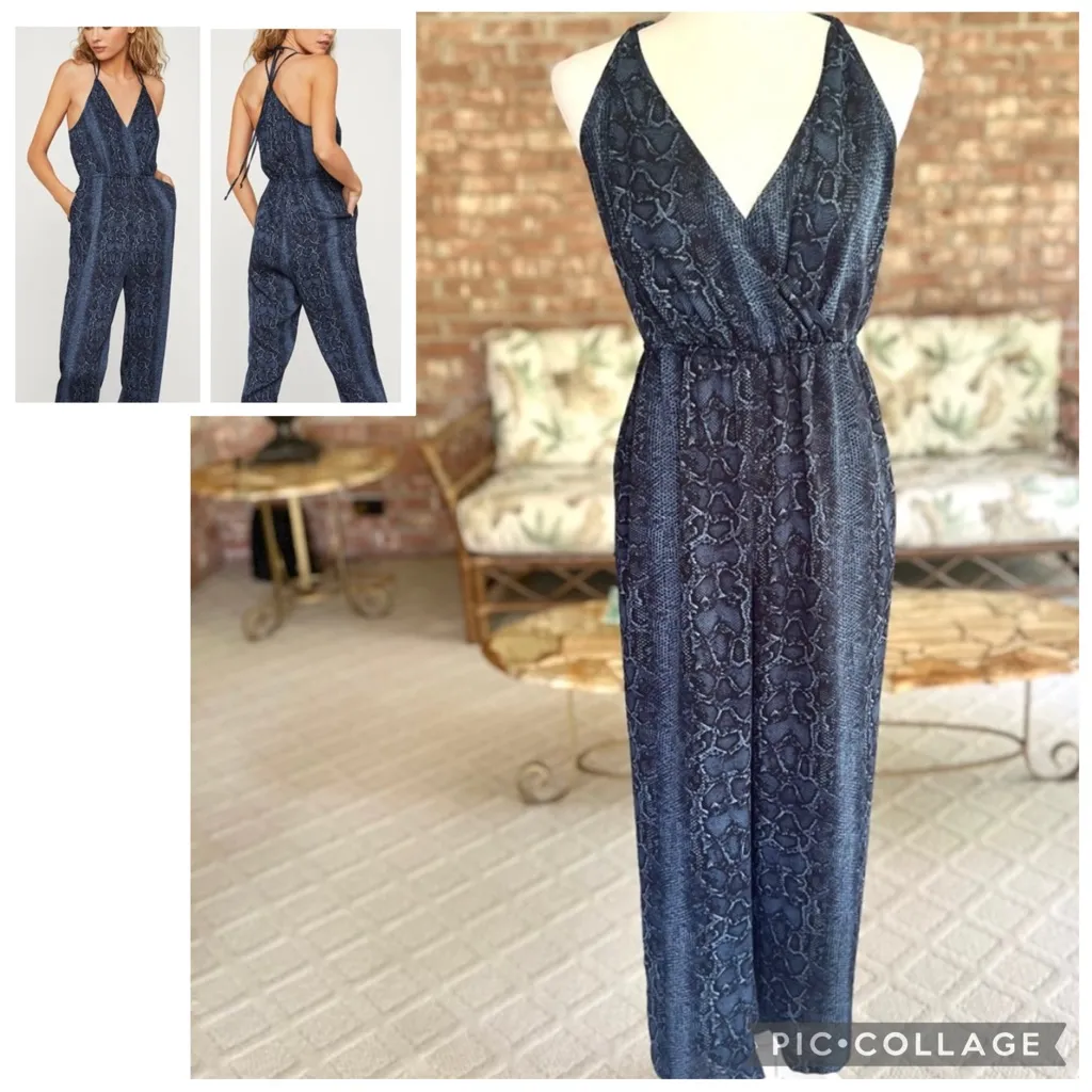 BCBGMAXAZRIA  Jumpsuit Halter Cropped Python Snakeskin Navy Blue S Party Brunch - Image 15