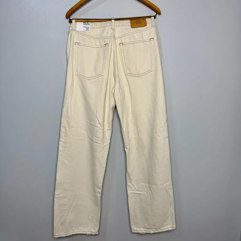 NEW BDG Urban Outfitters Off White Straight Leg Mid Rise Slim Fit Jeans | 32x32 - Image 4