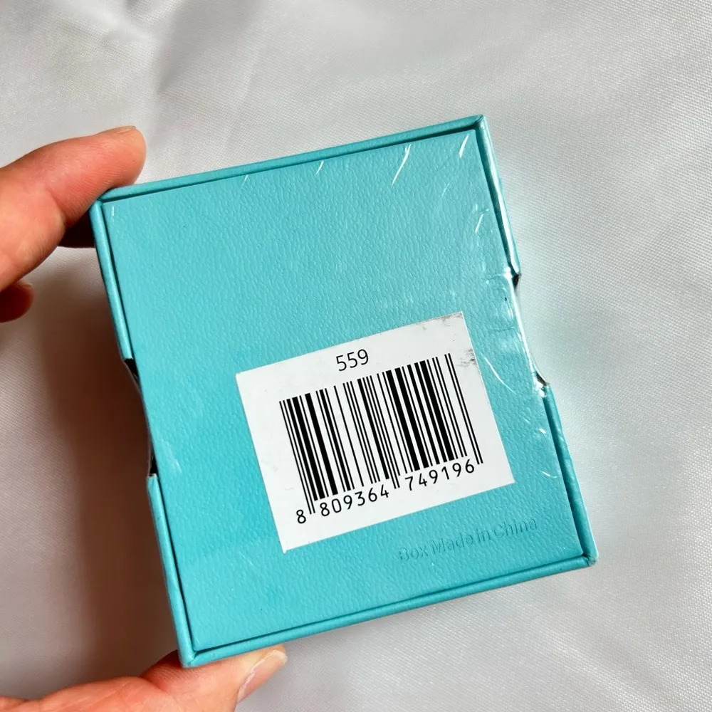 Stone Henge silver U - Image 4