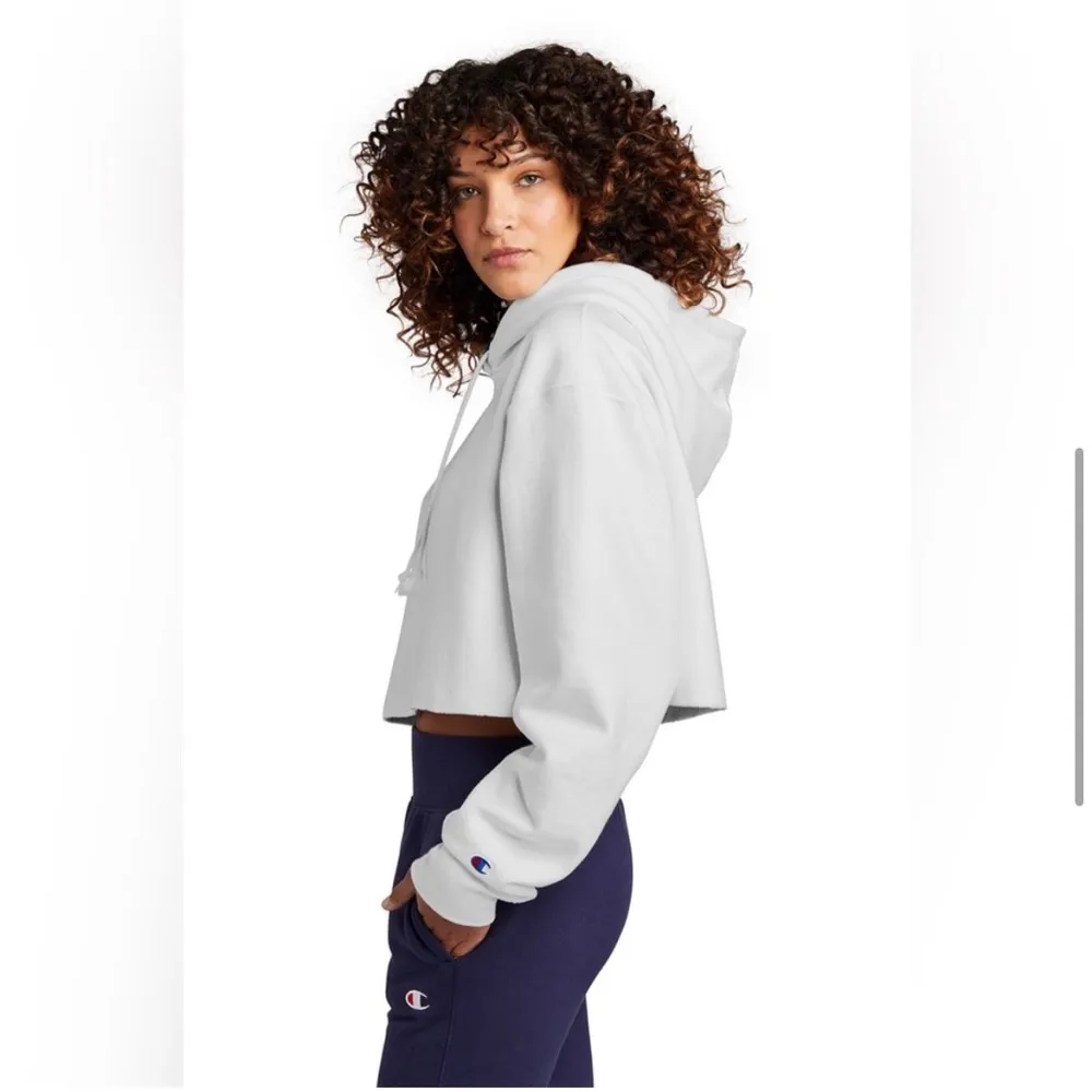 Champion Reverse Weave Oversized Cropped Hoodie, size XL - Image 2