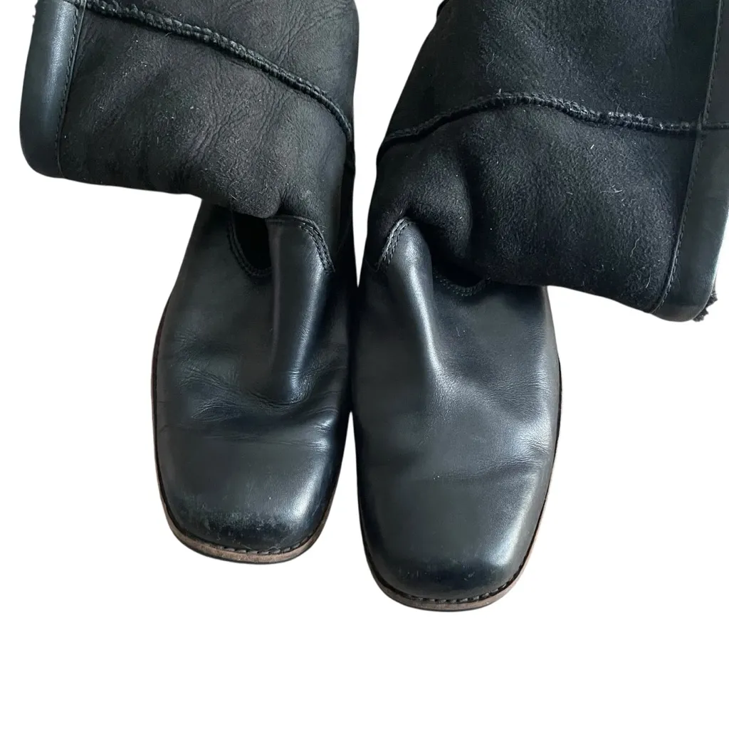 UGG Women's Black Leather Brookfield Short Sheepskin Cuffable Boots - Image 8