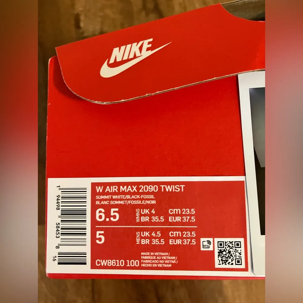 Nike Women’s Air Max 2090 Twist (Fossil Gum). Size 6.5 - Image 16