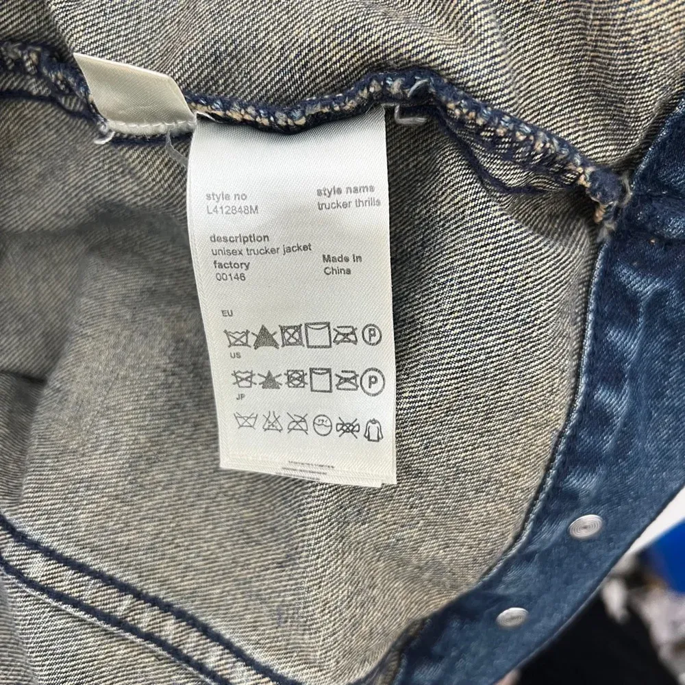 Men's Conspiracy by WESC Blue Denim Trucker Thrills Jacket Size‎ L Womens Sz XL Size L - Image 8