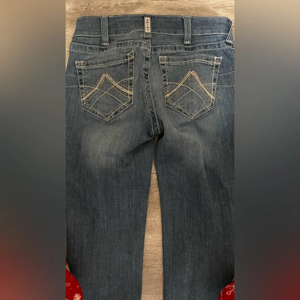 Ariat Women's Blue Boot Cut Jeans
Real denim - Image 5