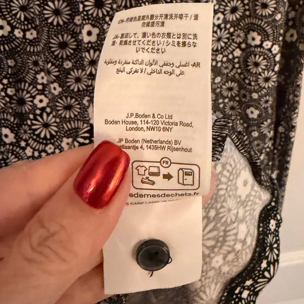 BODEN US10/UK14 Ruched Yoke Jersey Button Up Blouse Ditsy Black White Floral Size 10 - Image 7