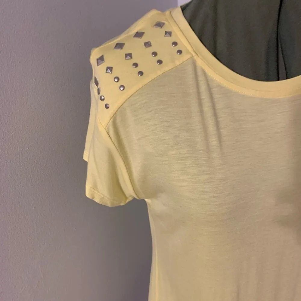 Forever 21 Embellished Short Sleeve Top Yellow Medium NEW - Image 3