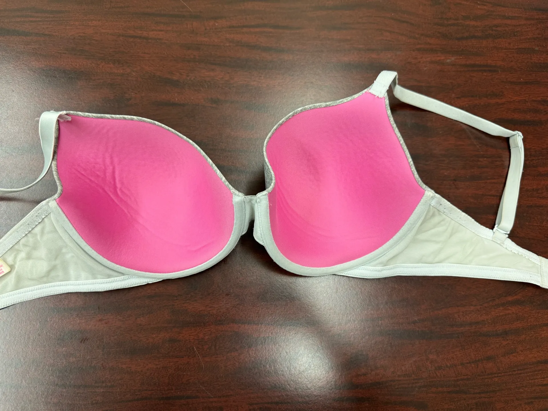 PINK Victoria’s Secret Grey Wear Everywhere T-Shirt Lightly Lined Size 36DD - Image 3