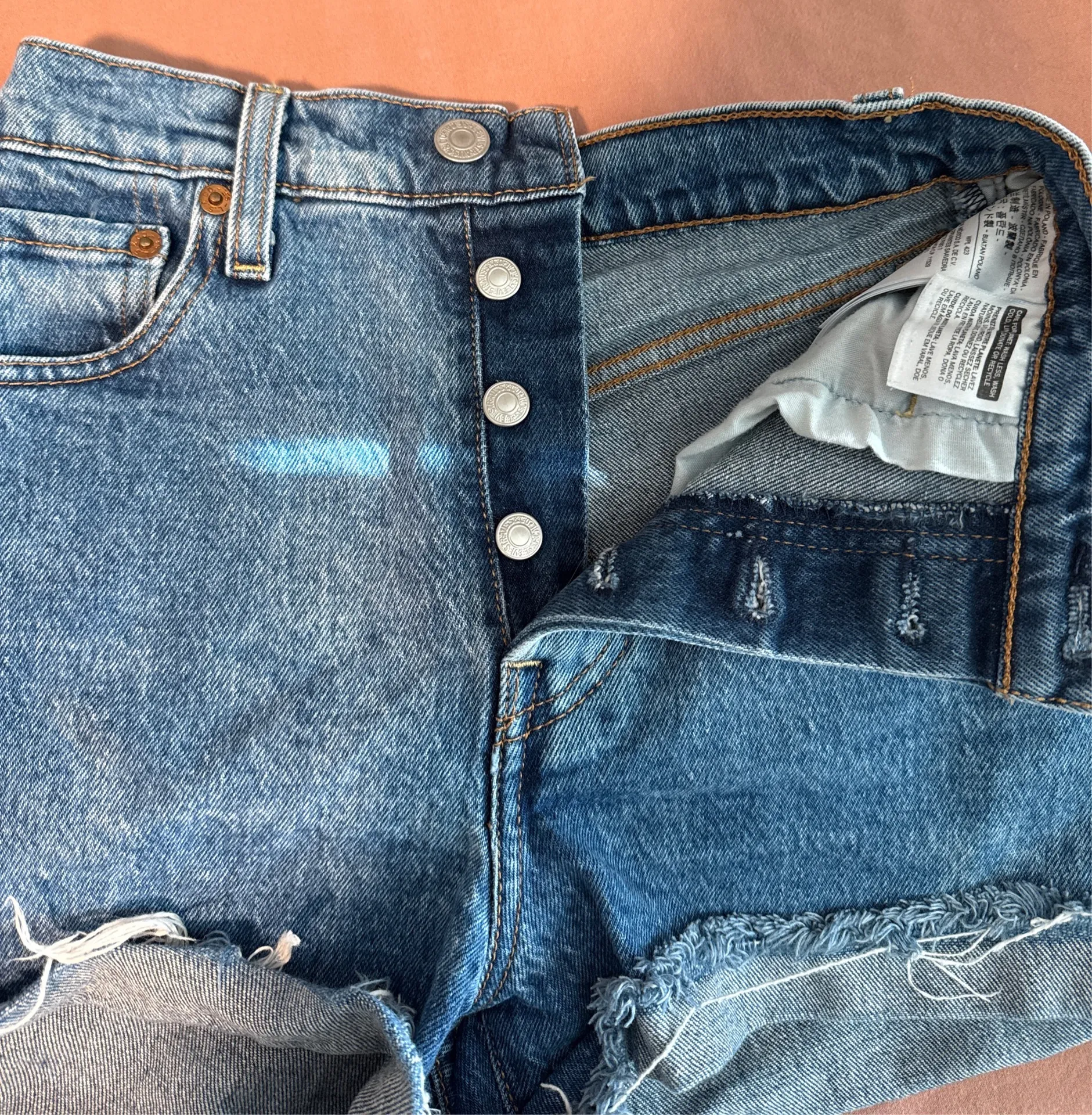 Denim Levi’s 501 Shorts - Image 4