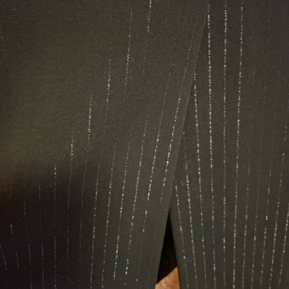 Vtg 80s sparkly pin stripe maxi skirt Black Size 8 - Image 6