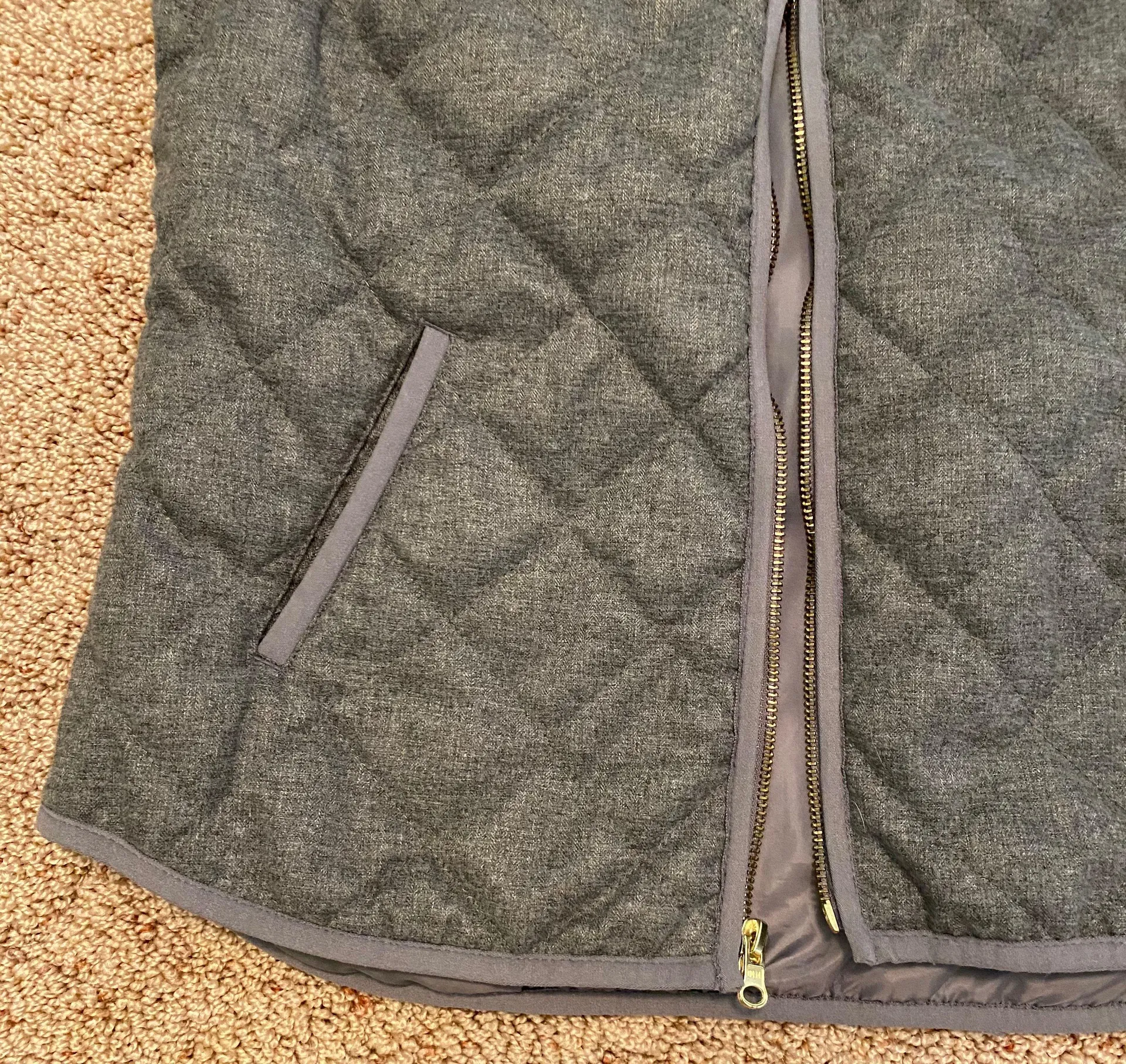 Old Navy ‼️ Grey Vest‼️ - Image 3