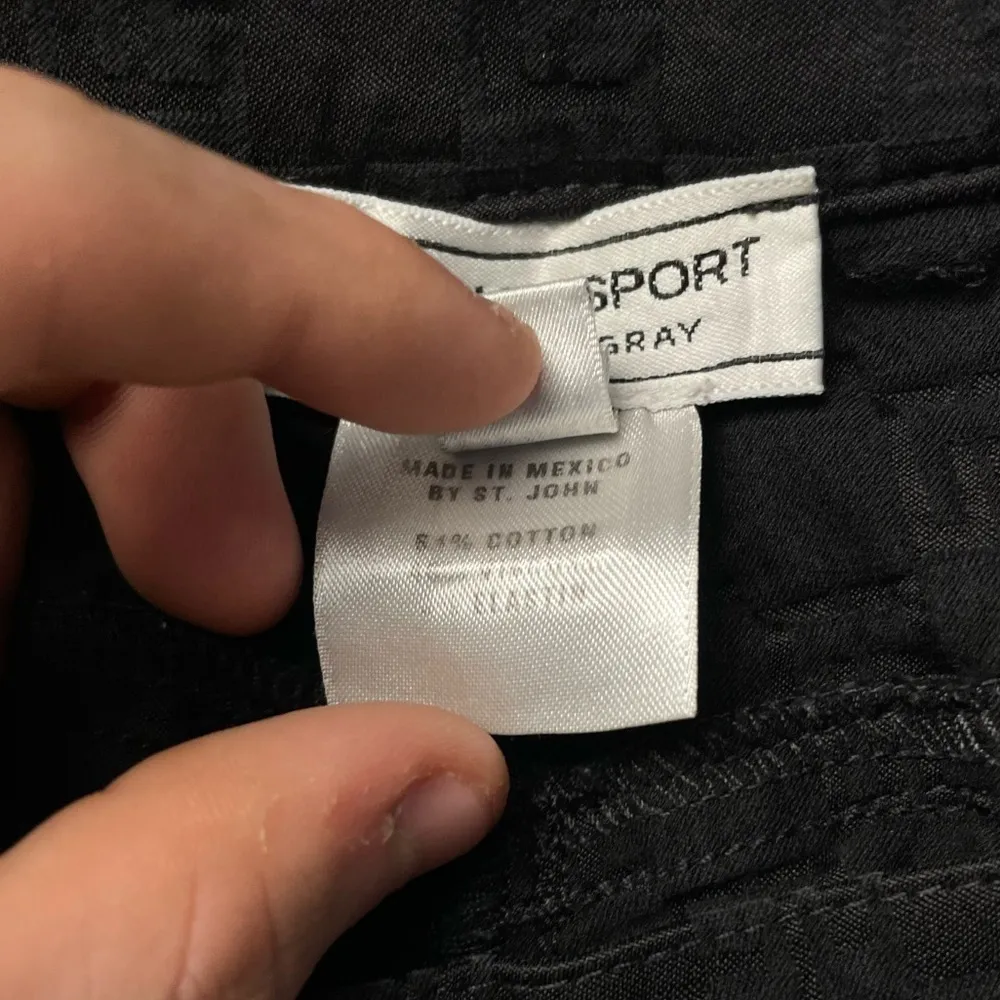 St. John Sport Straight Leg‎ Signature Print Pants in Black Size 2 - Image 4