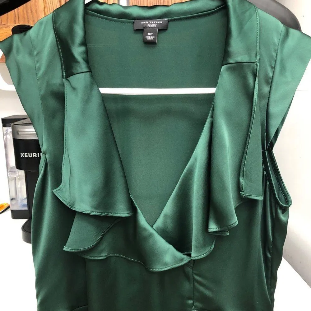 Ann Taylor Green silk blouse top Flounce Ruffle Petite 6 - Image 2