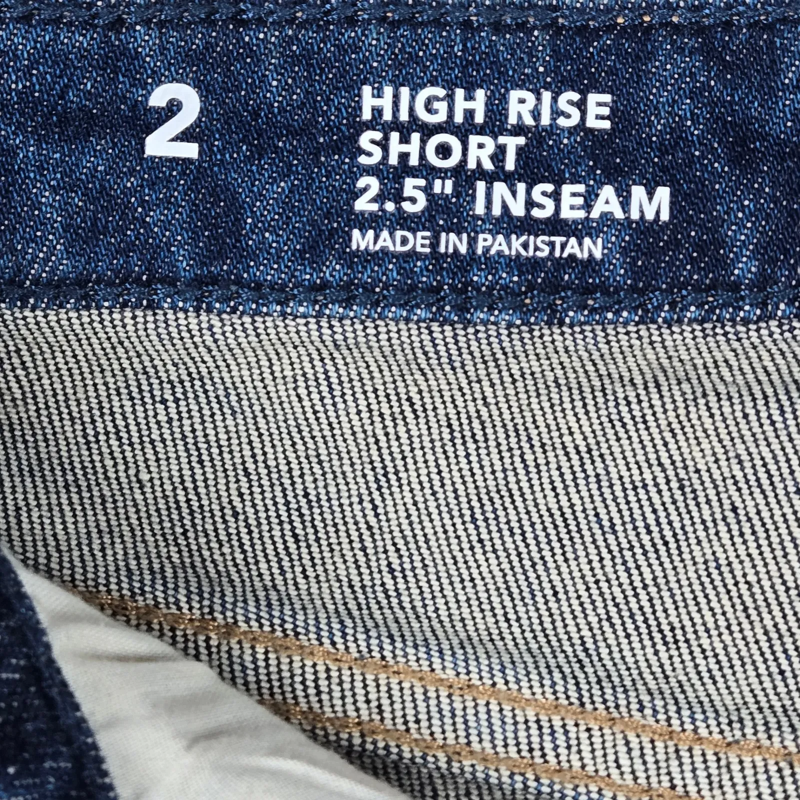 Arizona Jean Co High Rise Denim Shorts Womens Size 2 2.5 Inch Inseam Cuffed - Image 4