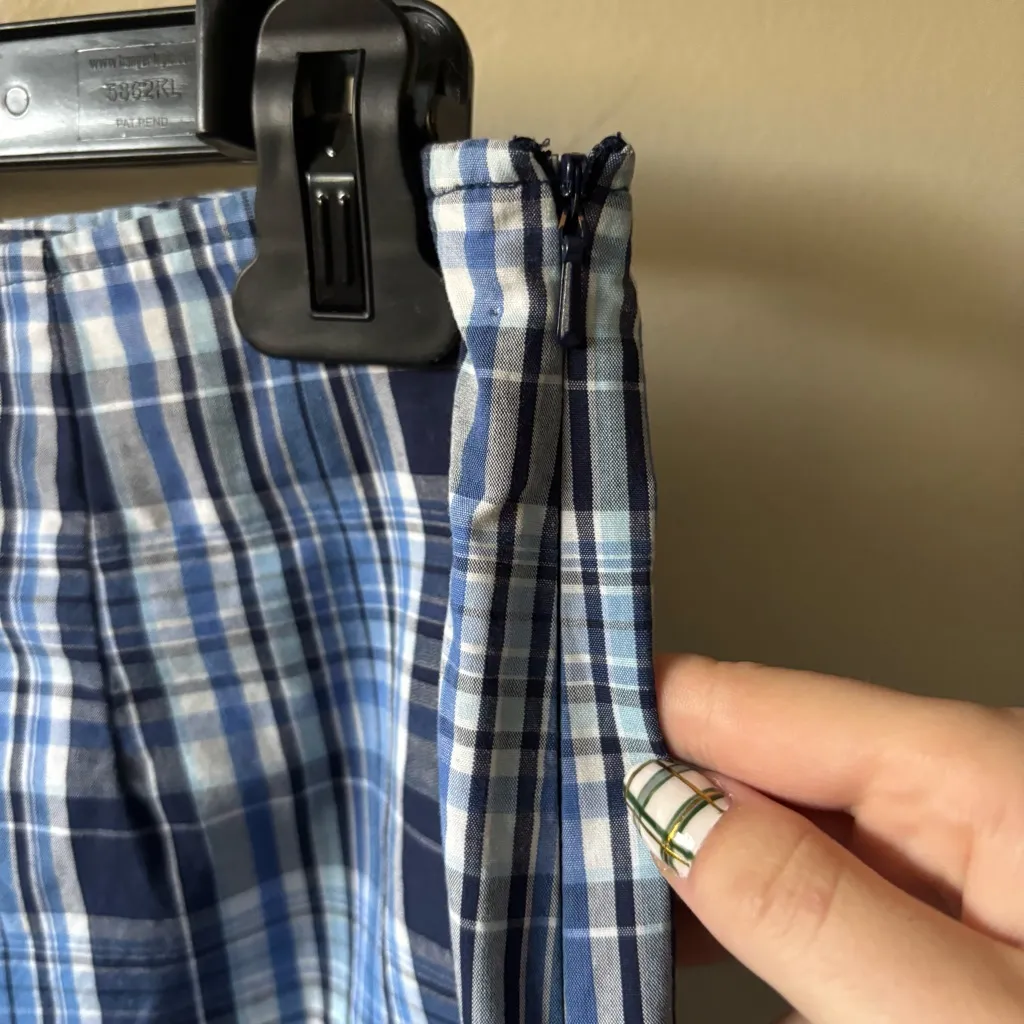 SO  Blue and White Plaid Mini Skirt - Image 2