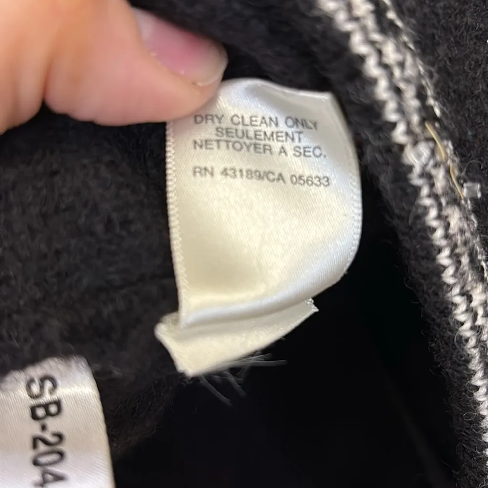 Vintage Susan Bristol Black 100% Wool Winter tree sweater Zip Up Jacket - Image 9