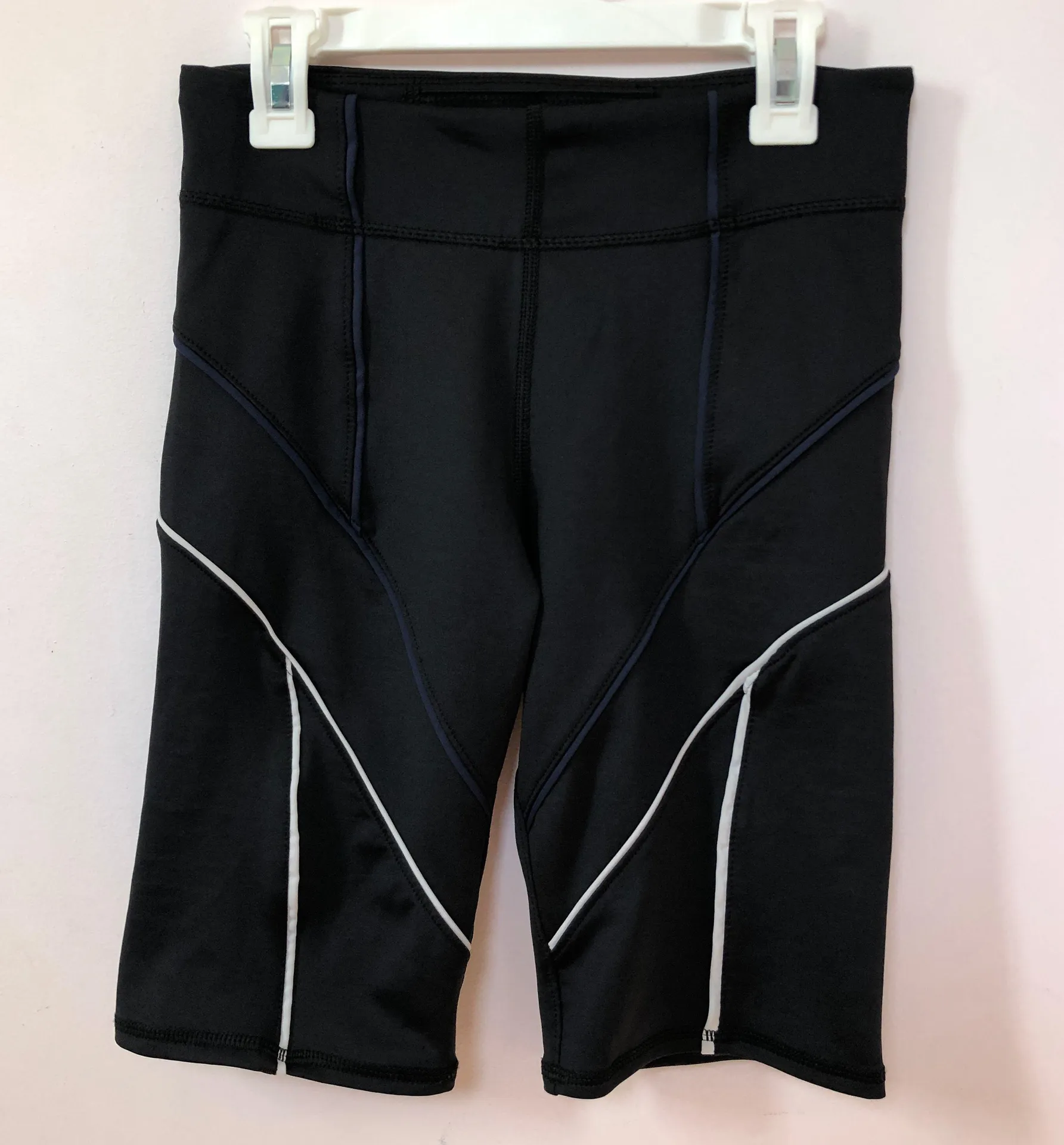 Black Seamed Biker Shorts - Image 4