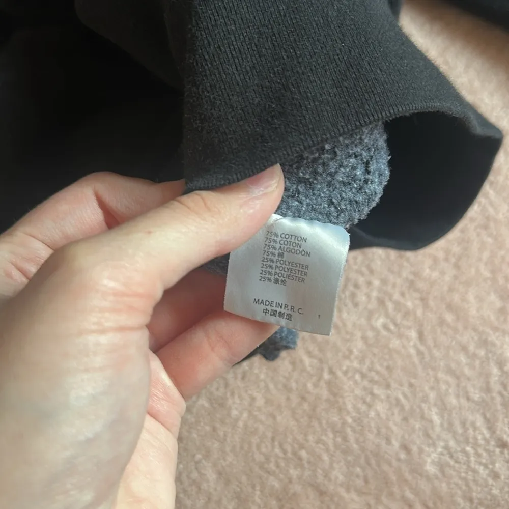 Brandy Melville Cropped Black Hoodie - Image 6