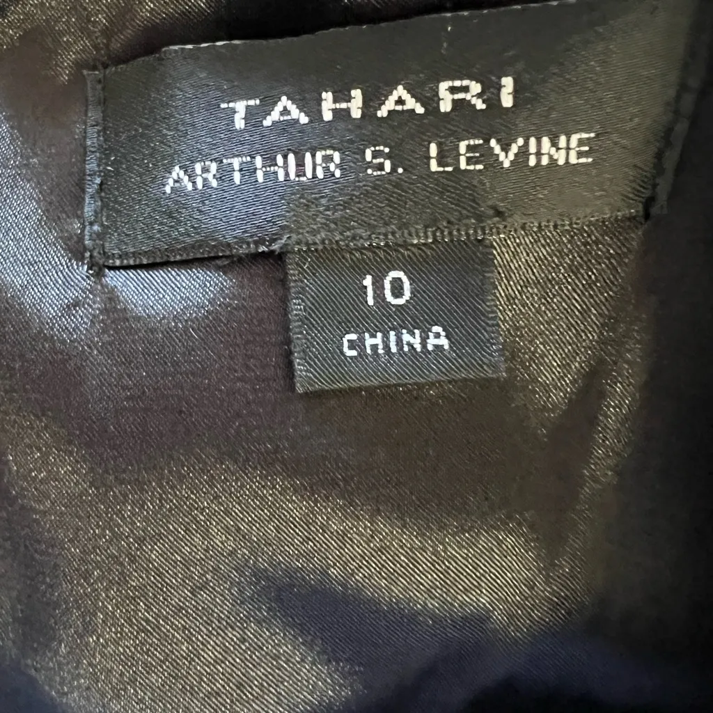 Tahari Black Lace Dress – Size 10 – Elegant & Timeless - Image 7