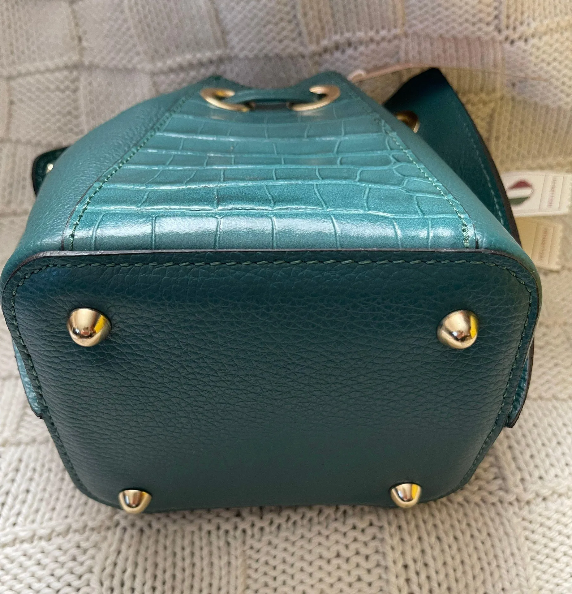 convertible bucket crossbody bag dark green - Image 5