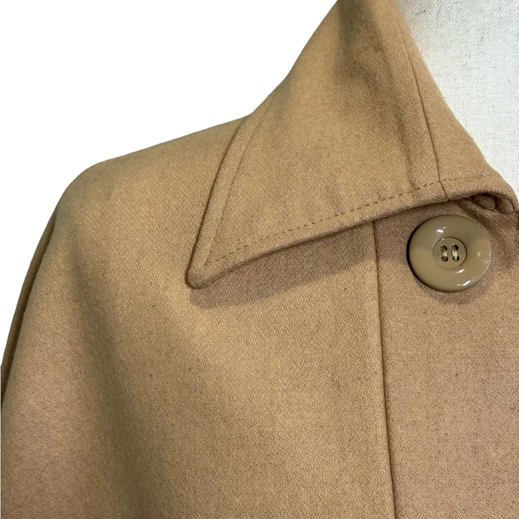 5/48 Tan Cape Jacket - Image 2