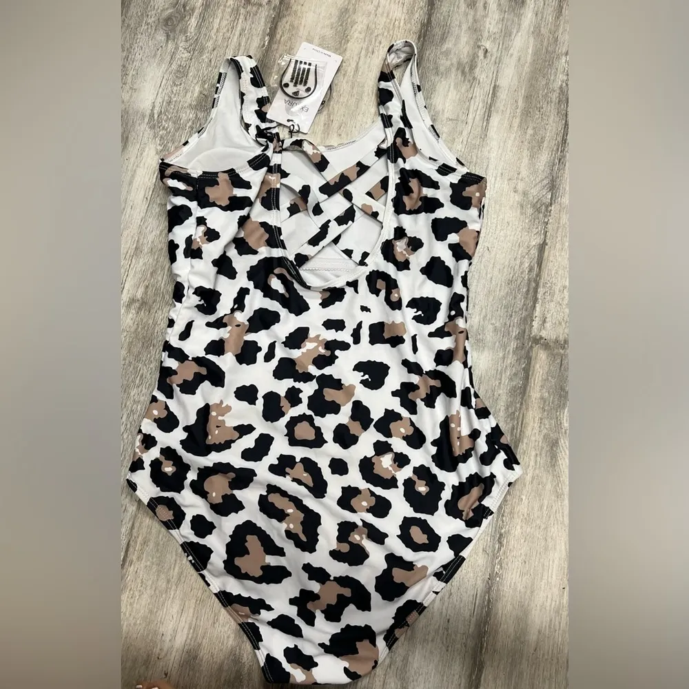 Exlura Women's Crisscross One Piece Swimsuit - Image 2