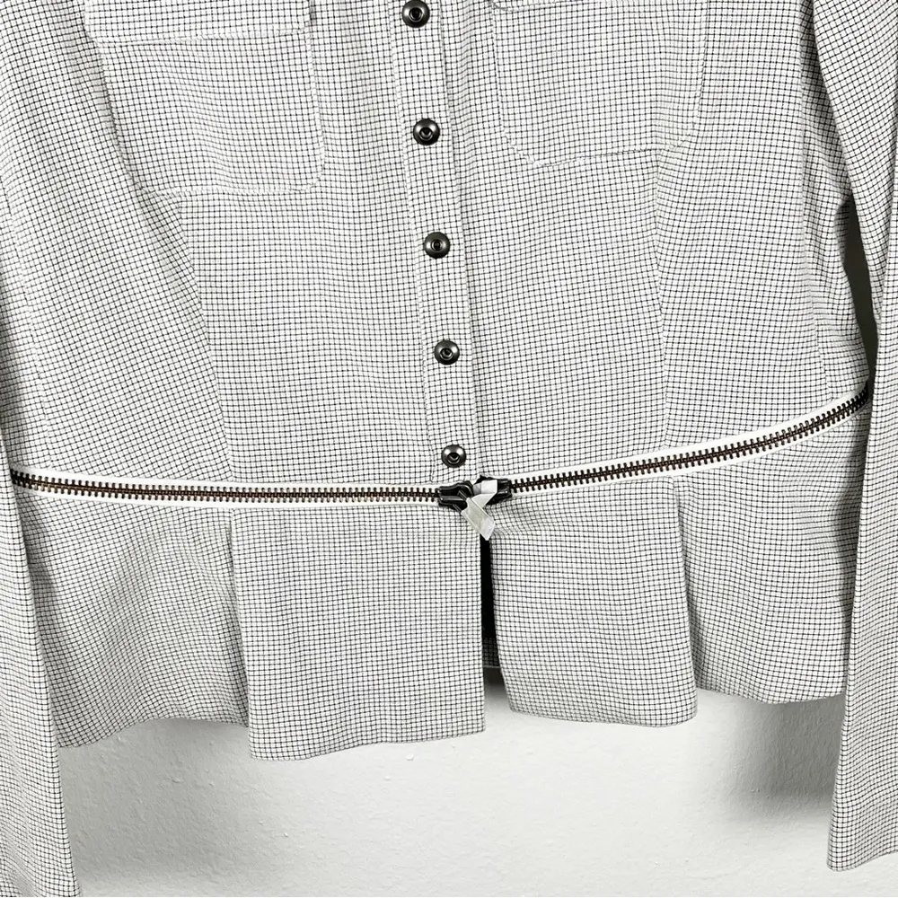 CABI Zip Line Long Sleeves Snap Button Closure Zipper Waist Blazer #205, Size 8 - Image 12