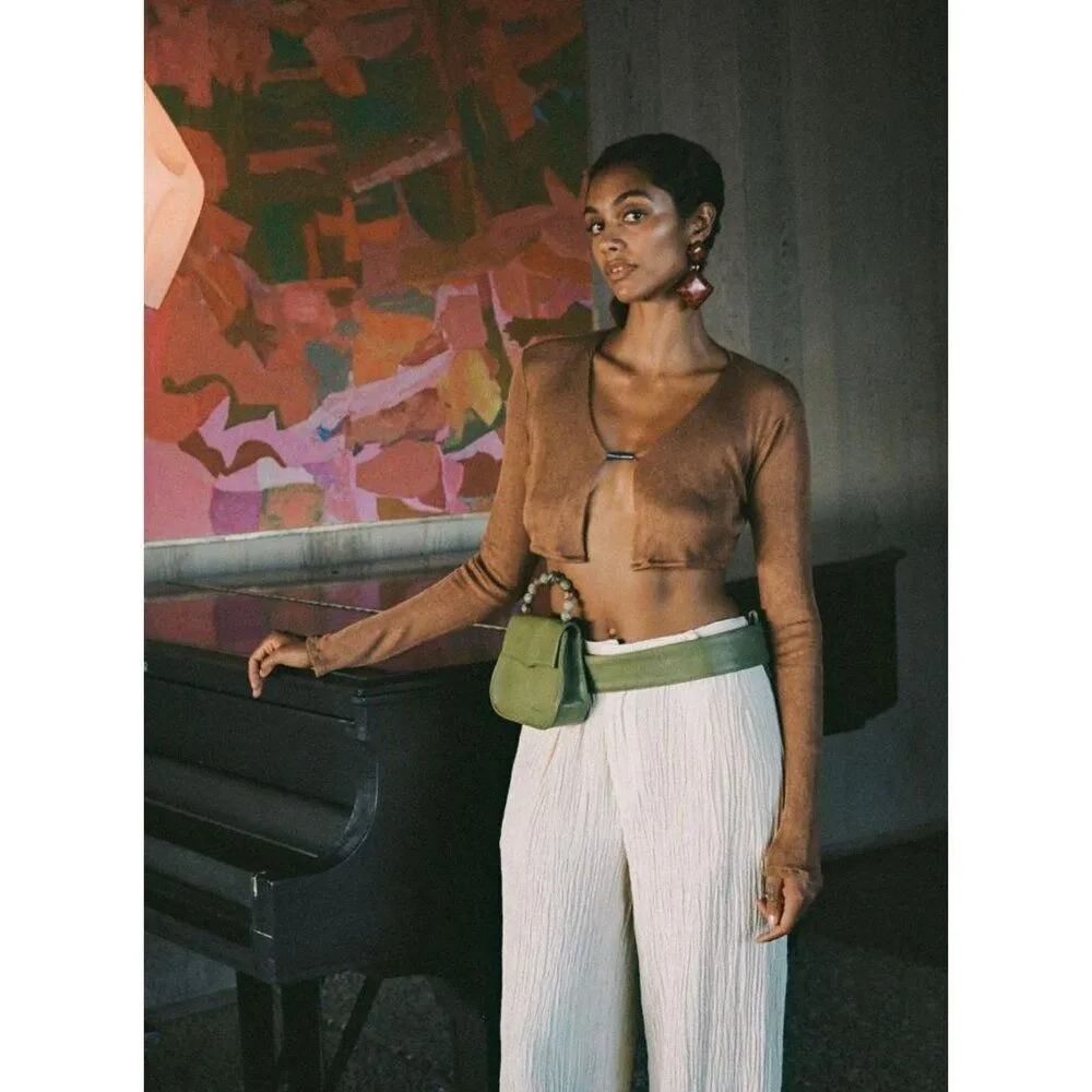 NWT Savannah Morrow Birdie Top in Cocoa Brown Cropped Long Sleeve Size Small - Image 4